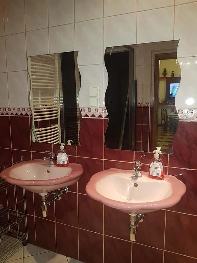 מלון וינה Apartament Love 0*,  אוסטריה