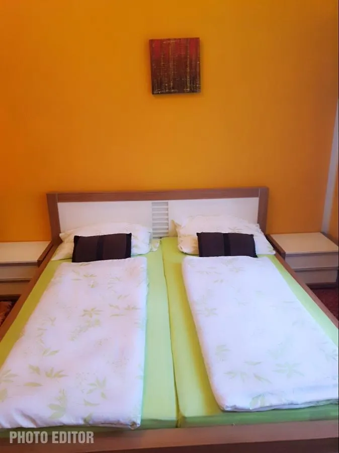 Apartament Love Hotell Wien Lägenhet